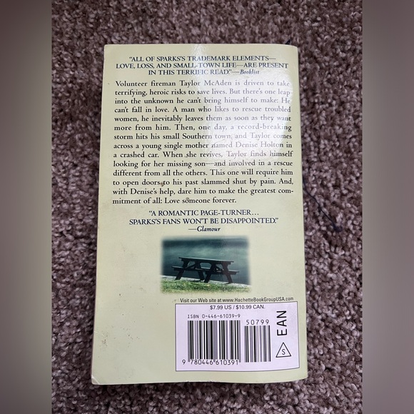 Lot of 4- Nicholas Sparks- Paperback Editions - Picture 9 of 9